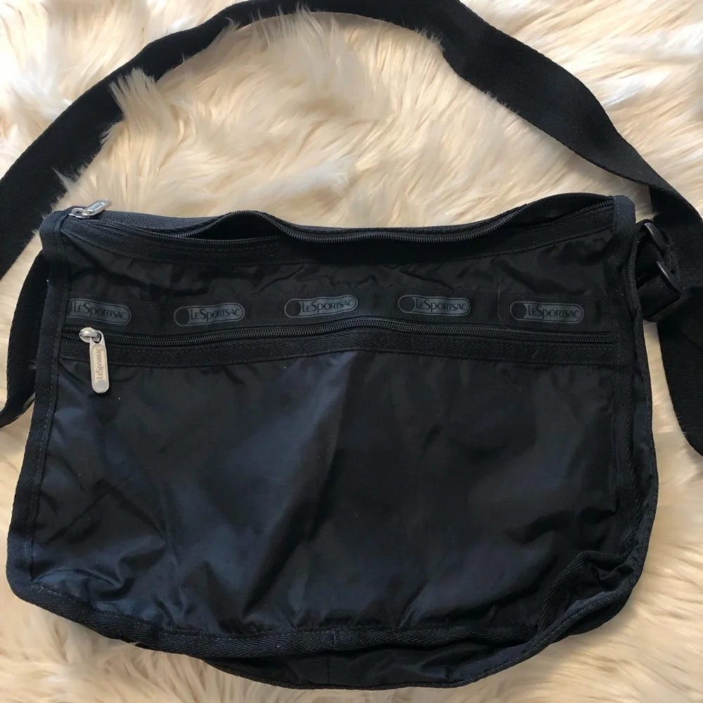 Lesportsac black nylon crossbody shoulder handbag purse - Picture 2 of 8